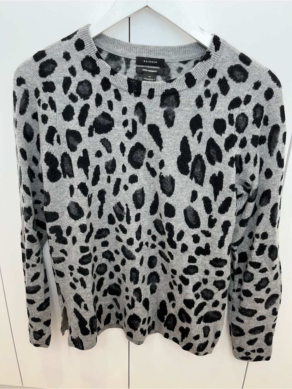 Halogen 100% Cashmere Sweater